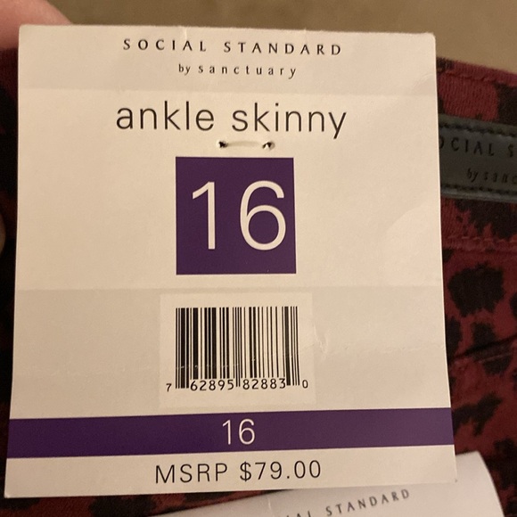 ***NWT*** SOCIAL STANDARD MID-RISE ANKLE SKINNY JEANS SIZE 16 - Picture 5 of 11